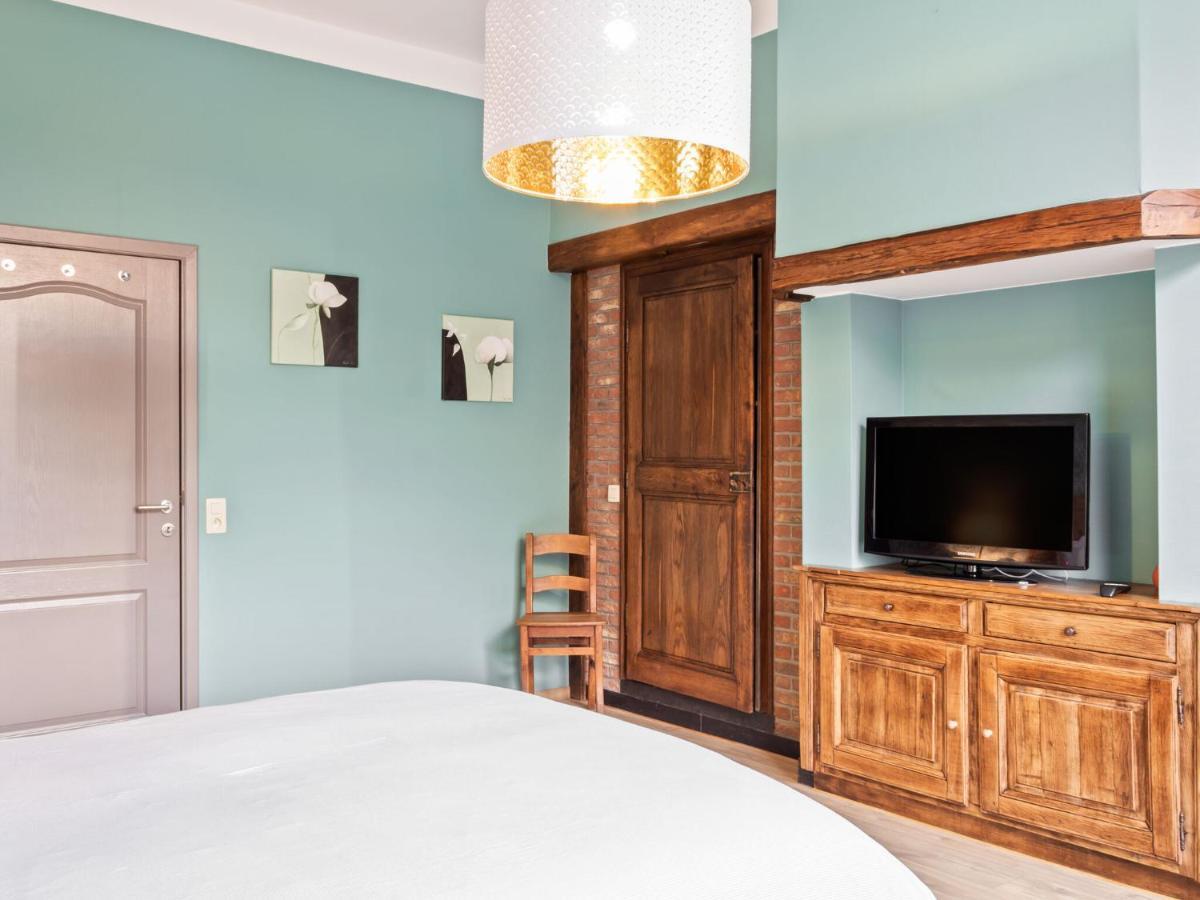 Stylish Apartment In Dinant Near The Maas 外观 照片