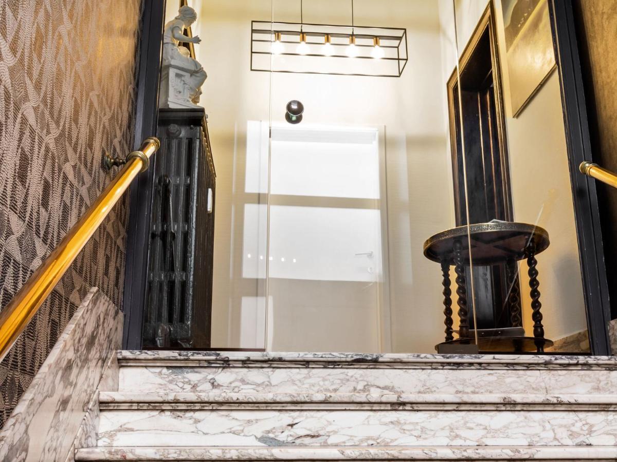 Stylish Apartment In Dinant Near The Maas 外观 照片